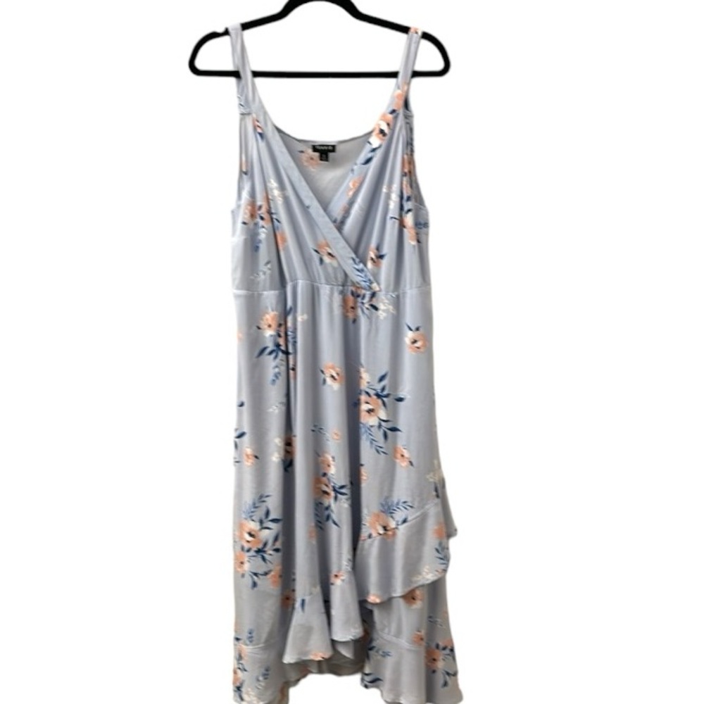 Torrid Light Blue Floral Wrap Midi Dress - Plus Size - Picture 3 of 5